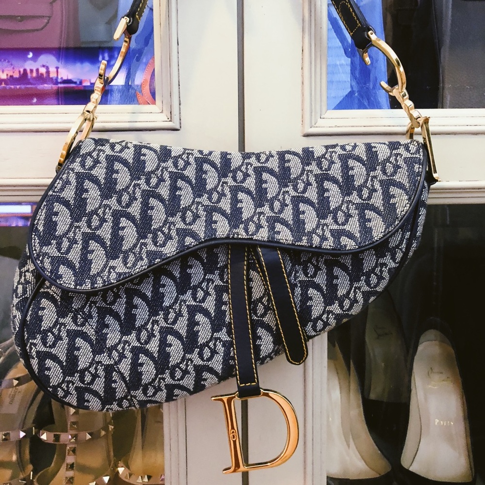 ❌ SOLD ❌ Authentic Christian Dior Bag Navy GOLD